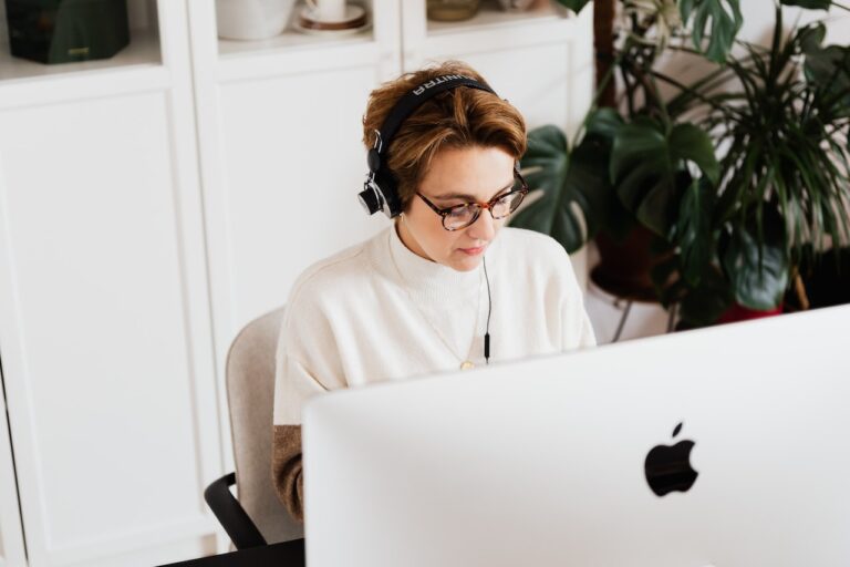 ¿Qué tipo de música escuchar para rendir mejor en el trabajo?