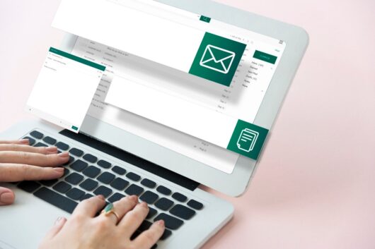 adjuntar pdf email