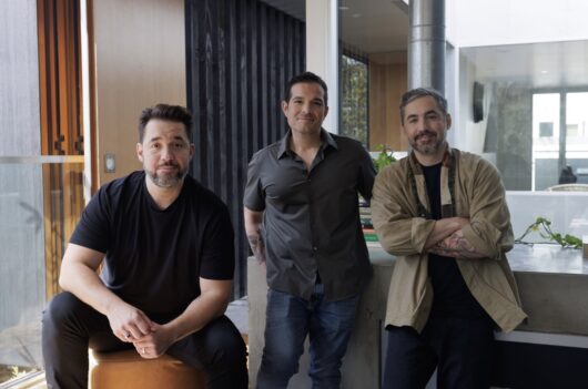 Home Elementor 25 Alexis Ohanian Kevin Rose Justin Mezzell