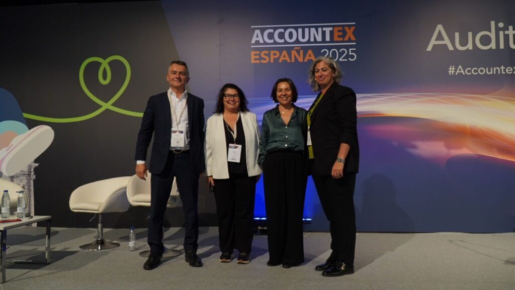 Lefebvre presenta en Accountex España la nueva versión de GenIA-L que potencia el conocimiento jurídico